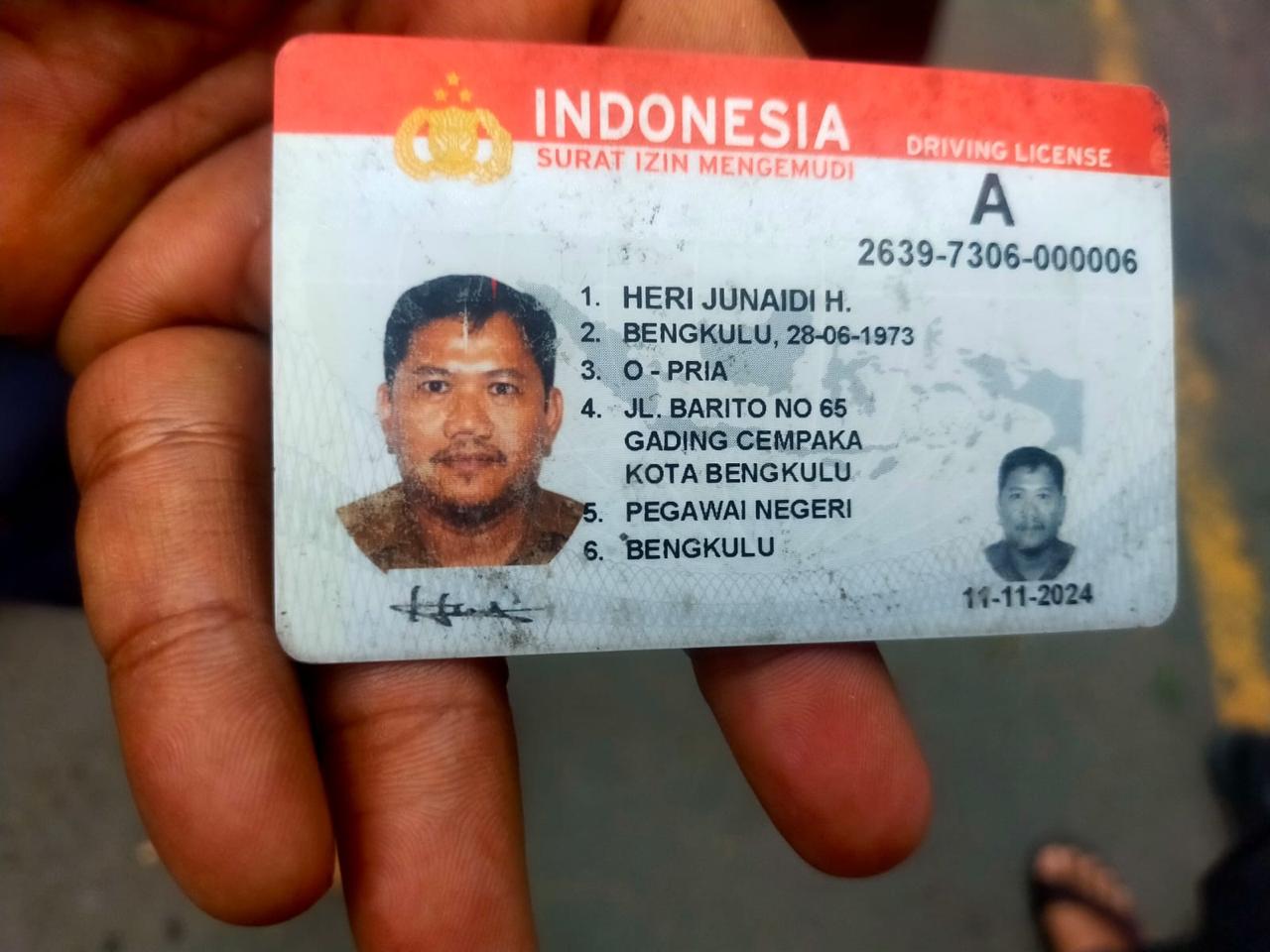 Pulang Dari Kerja, Warga Kota Bengkulu Meninggal Tertimpa Pohon