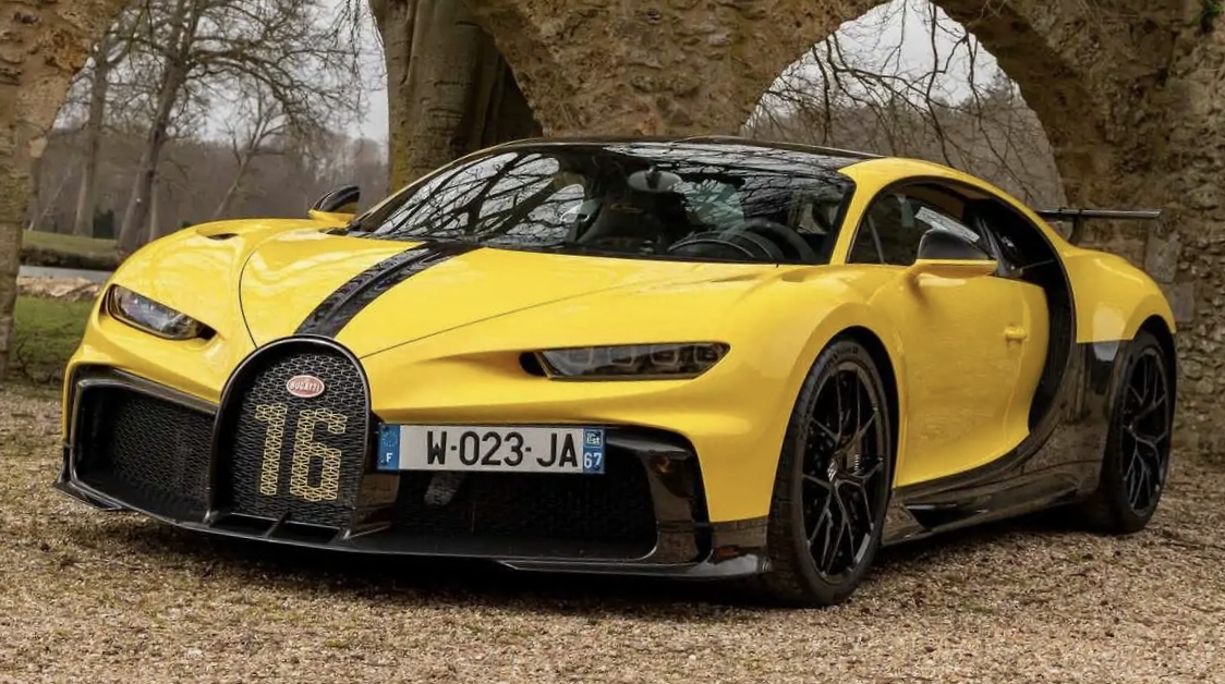 Bugatti Chiron Sport dan Pur Sport Keanggunan, Mempesona Penggemar di Paris Juga Populer di Infonesia