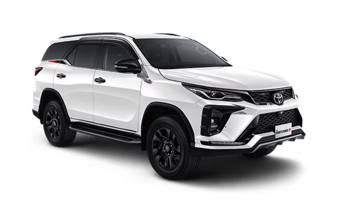 Toyota Fortuner Datang Sebuah Sport Utility Vehicle SUV dengan Desain yang Tangguh dan Gagah.