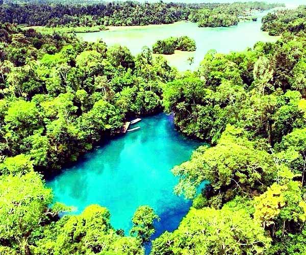 10 Destinasi Wisata Alam Terbaik di Kalimantan: Surga Tersembunyi untuk Para Petualang