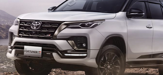 Fortuner GR Sport SUV Tangguh Desain  Gagah dan Fitur Sistem Canggih Bergerak Secara Otomatis