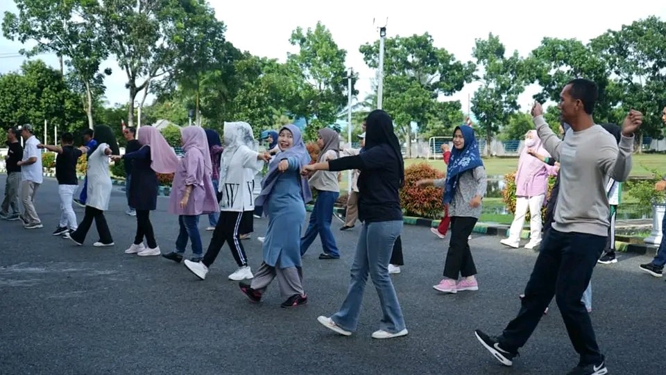 Sekda Ajak ASN BS Jaga Kebugaran dan Kebersihan Lingkungan, Rajin Olahraga dan Jaga Lingkungan