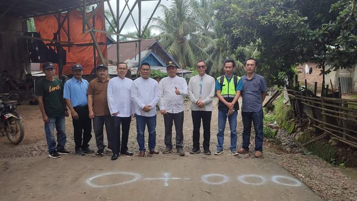 Jalan Tl Durian di Seluma Dibangun Dengan DBH Kelapa Sawit 