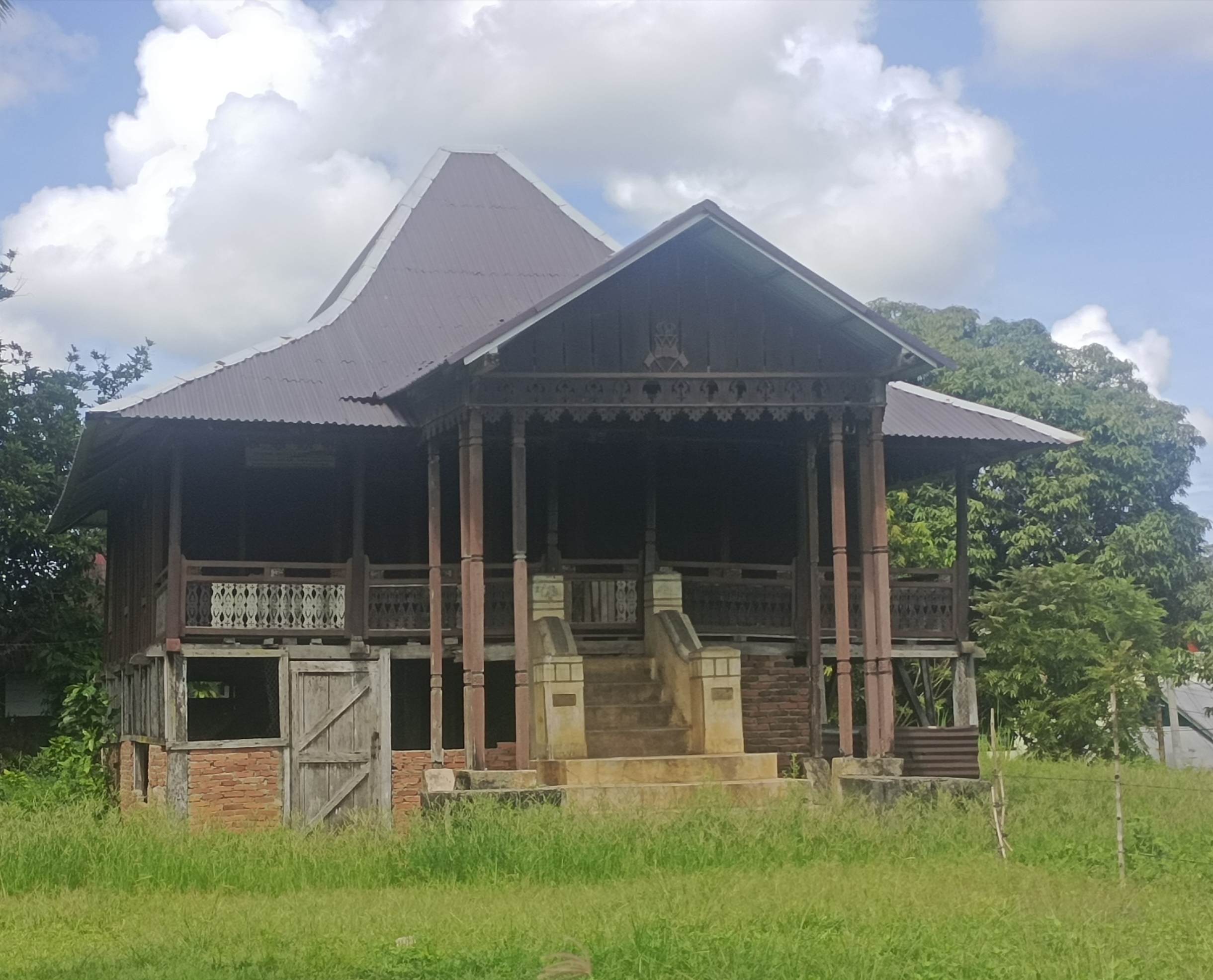 Simak! Menyingkap Rumah Bersejarah  Peninggalan Nenek Moyang
