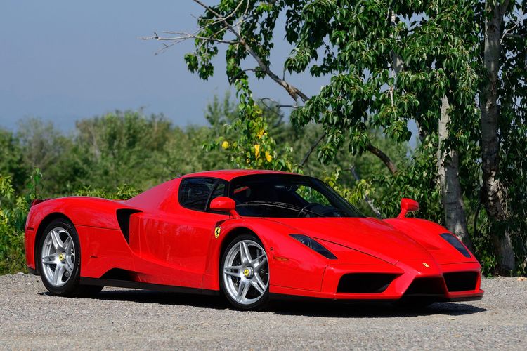 Ferrari Enzo, Mobil Balap Buatan Pabrikan Otomaotif Italian dengan Fitur Teknologi Canggih Mesin V12