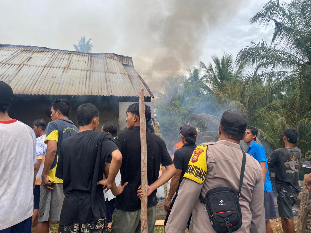  Rumah Warga Gunung Mesir Seluma Ludes Terbakar, Diduga Akibat Arus Pendek