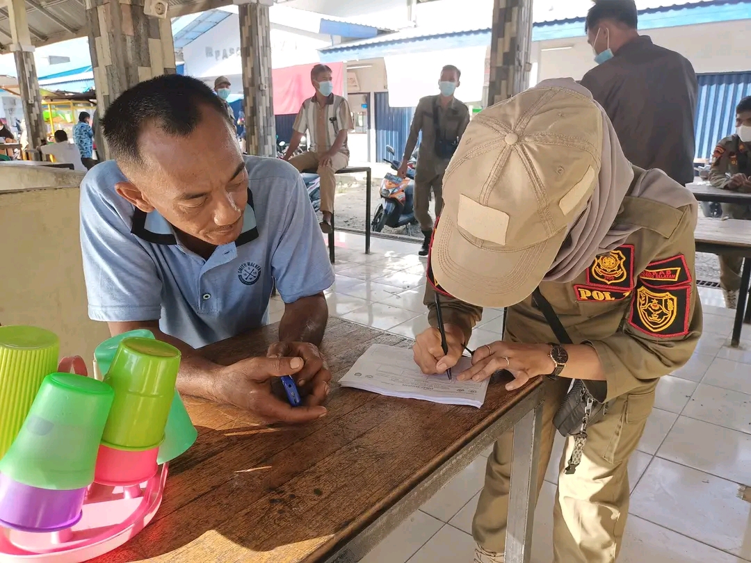  Tertibkan PKL, Satpol PP BS Standby di Sekitar Pasar 