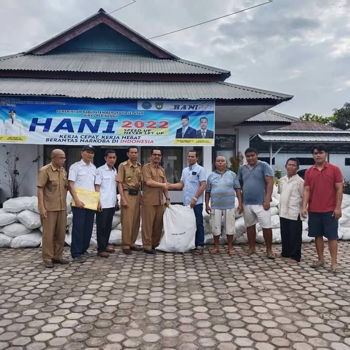 Nelayan BS Dibantu Jaring Penangkap Ikan