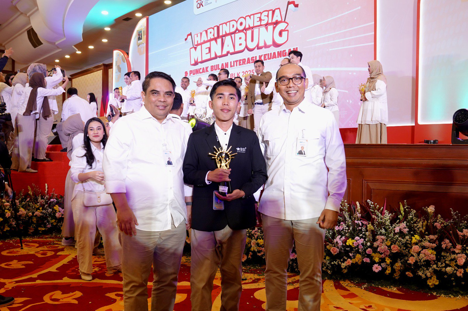 Program KEJAR BSI Diganjar Penghargaan, 3 Penghargaan Literasi OJK