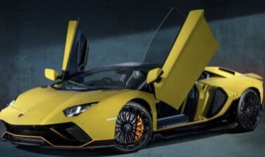 Pabrik Otomotif Prancis Merilis Lamborghini Aventador Mobil Super Sport Terbaru dengan Pintu Otomatis