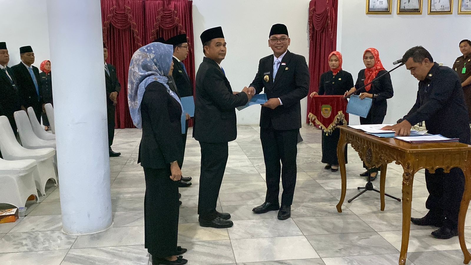  Tiga Jabatan Strategis di Pemkab Seluma Kosong, Akan Diisi Plt, Bupati Tegaskan Harus Orang yang Tepat  SELUM