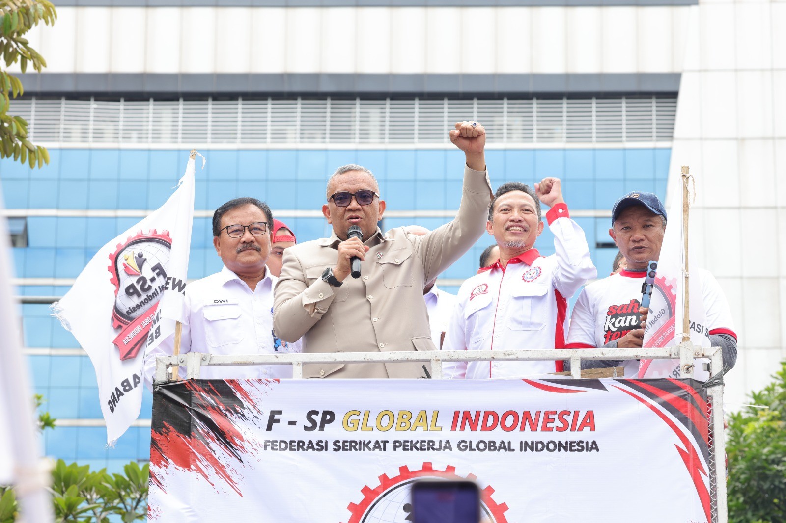  Tim Khusus Tindaklanjuti Perselisihan Hubungan Industrial di PT Epson Dibentuk Kemnaker