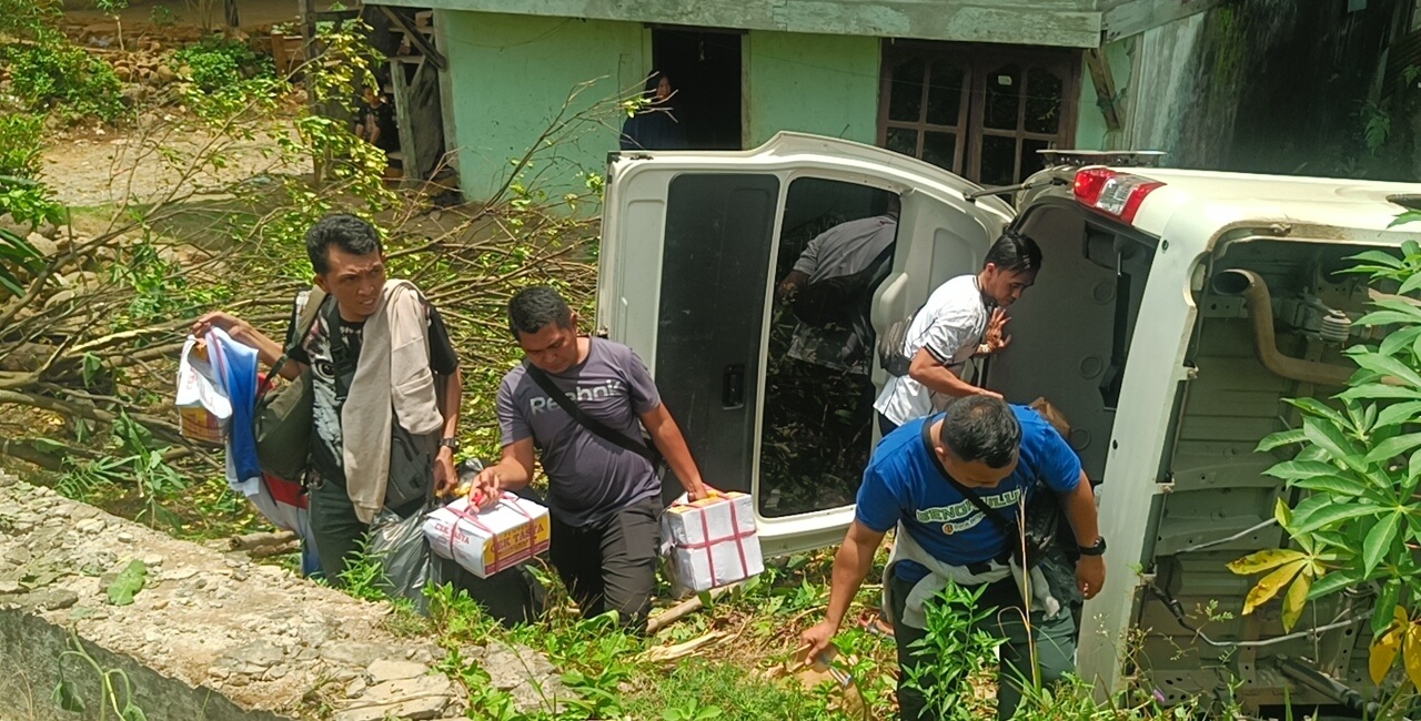 Mobnas Pemprov Bengkulu Terjun ke Teras Rumah Warga di Seluma