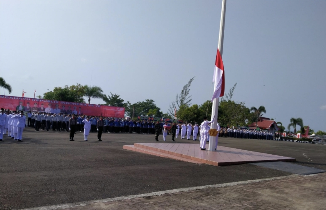 Bupati Seluma Pimpin Upacara HUT RI