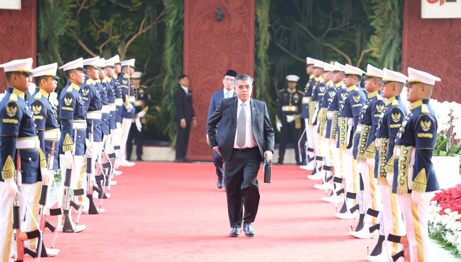 Presiden Prabowo Tegaskan Penguatan Pelindungan dan Kesejahteraan Pekerja
