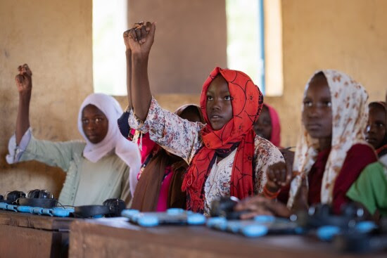 Pendidikan di Zona Konflik: Kemajuan Teknologi untuk Pembelajaran di Chad