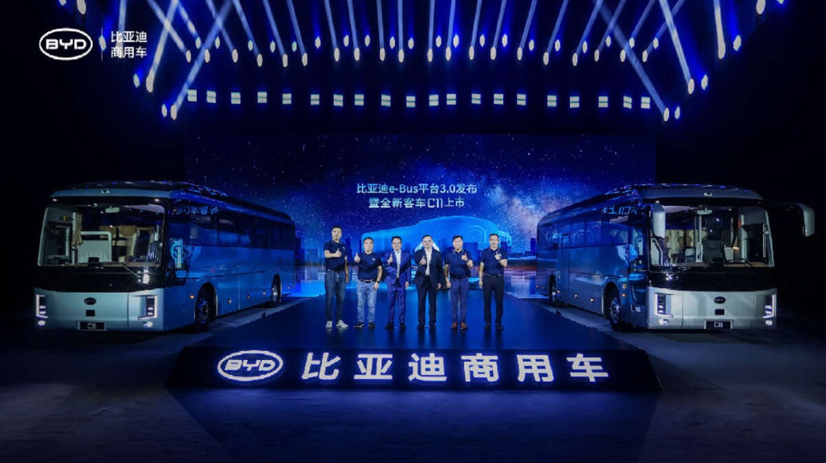 Bus Listrik BYD Ini, Masih Bisa Jalan 100Km/jam Walau Ban Bocor