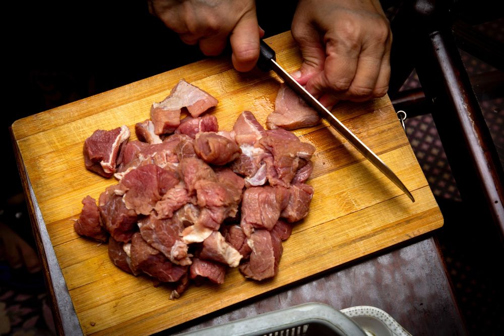 Berikut  4 Tips Membuat Daging Sapi Empuk dalam Rendang yang Lezat
