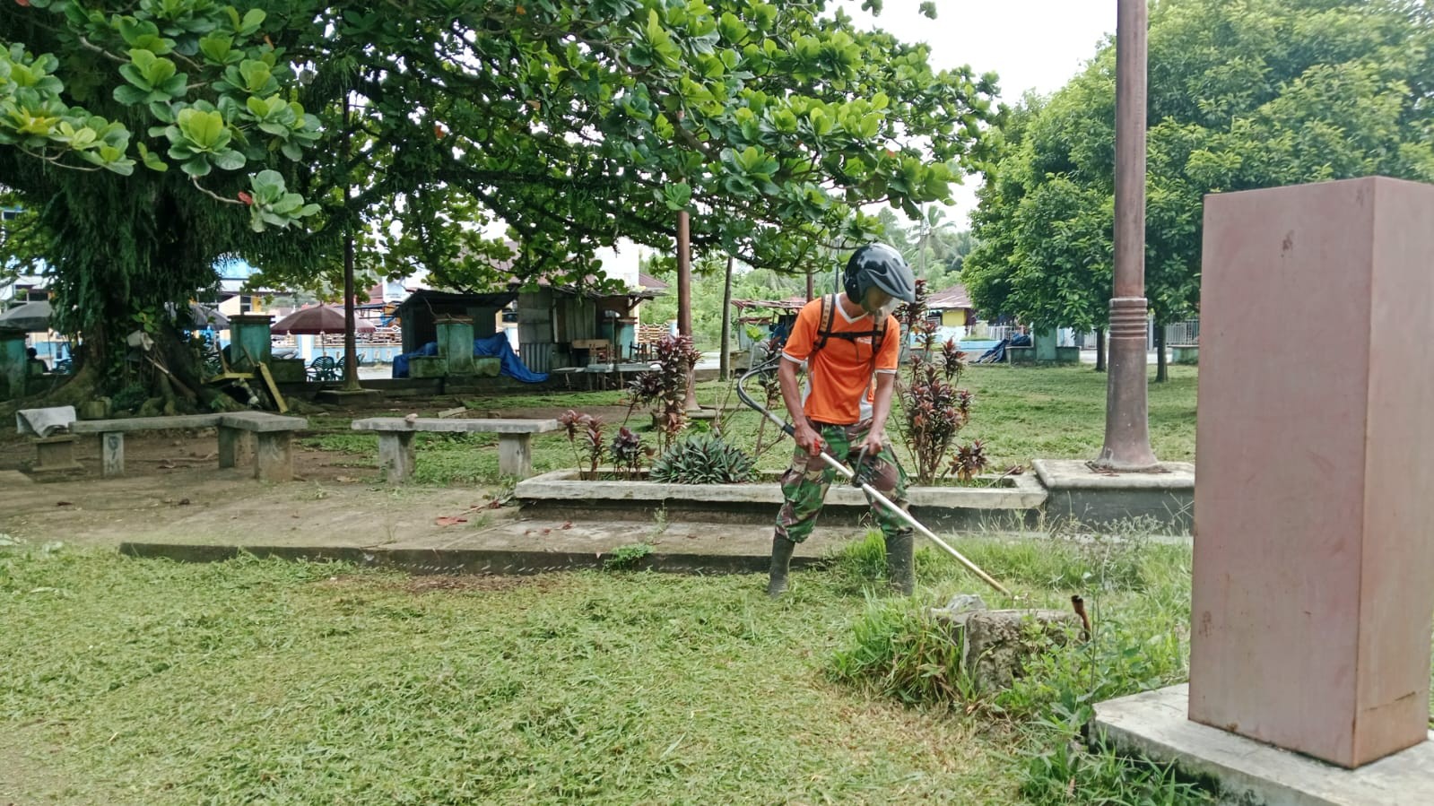   Bupati Bengkulu Selatan Tekankan Pentingnya Kebersihan Lingkungan