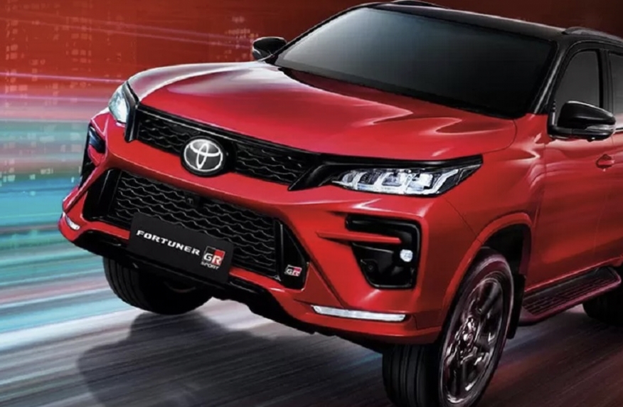 Toyota Fortuner GR Sport 2024 Sangit SUV dan Mitsubishi Pajero Sport Kedua Memiliki Fitur Teknologi Terdepan