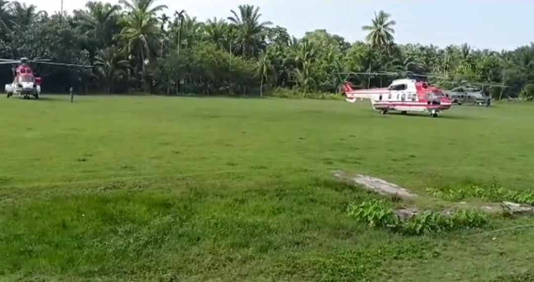  Dikira Jokowi, 3  Helikopter VVIP Mendarat di Lapangan Bola Lubuk Kebur Seluma