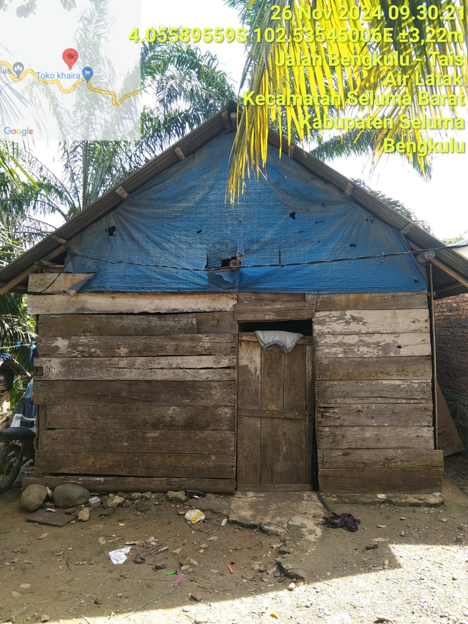 Berdinding Bambu Lantai Tanah, Pemkab Seluma Tolong Bantu Beberapa Warga Desa Air Latak!