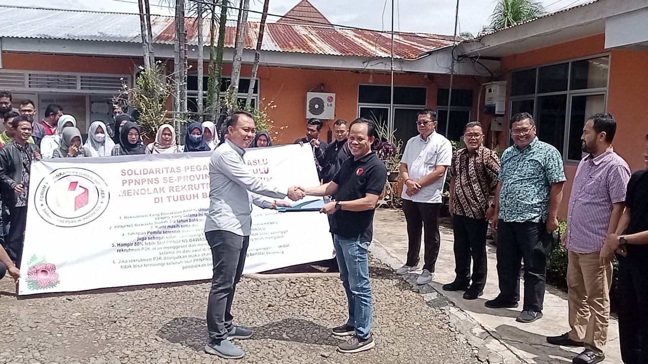 TOLAK Rekrutmen PPPK Bawaslu, PPNPNS Se Provinsi Bengkulu Gelar Aksi...Hasilnya ? 