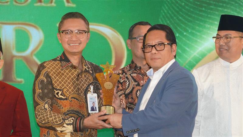   BSI Raih Penghargaan Mitra Strategis BWI Tahun 2025, Inovasi Layanan dan Produk Berbasis Wakaf