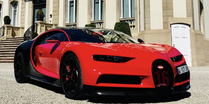 Bugatti Chiron Super Spprt Mewah Paling Mewah dengan Teknologi Canggih dan Fitur Hibrida Terbaru