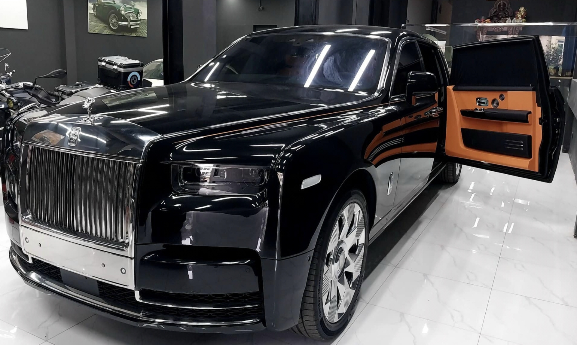 Rolls-Royce Phantom Super Sport Paling Populer Telalis Fitur Hibrida Memikat Para Pecinta Otomotif di Dunia