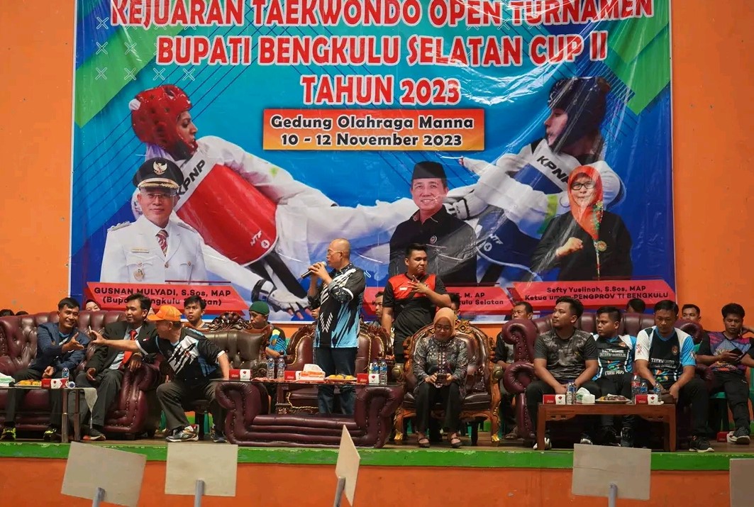  Bupati Gusnan, Buka   Kejuaraan Taekwondo Antar Pelajar