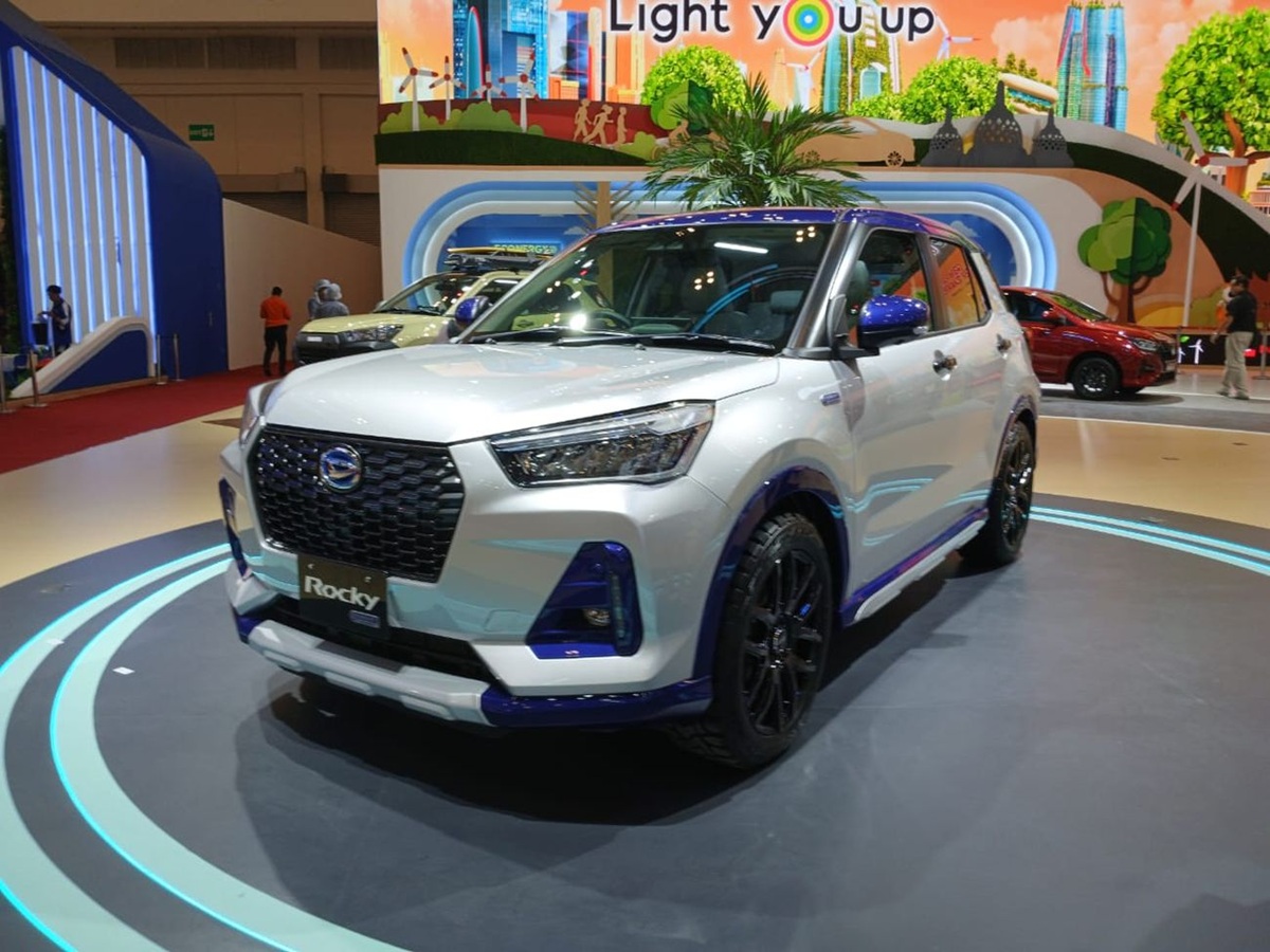 Daihatsu Pertimbangkan Merakit Rocky Hybrid di Karawang, Saat Ini Masih CBU