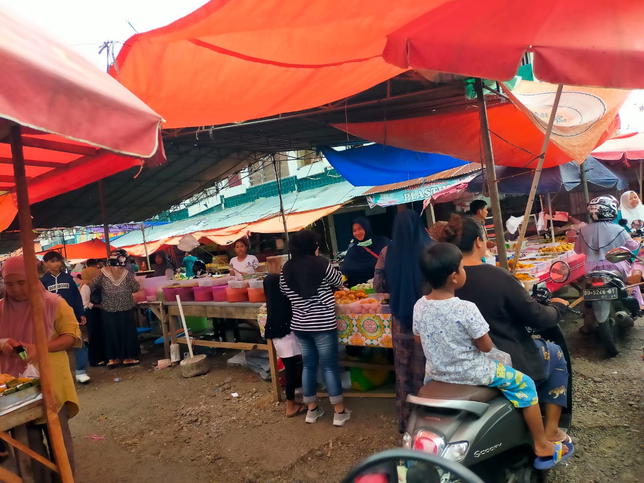 Pasar Ampera Bengkulu Selatan Tempat Berburu Takjil