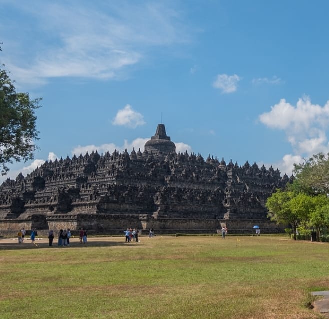 Museum Borobudur Memiliki Sejumlah Artefak Arkeologi Beberapa Reruntuhan Candi, Seperti Patung Buddha Raksasa 