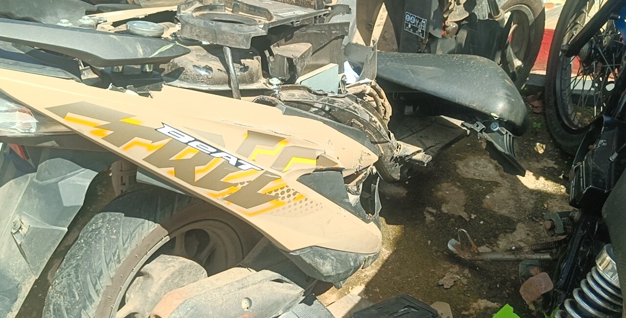 Pedagang Martabak Tew4s Ditabrak Truk Box, Bermuatan 7 Ton Paket  di Seluma