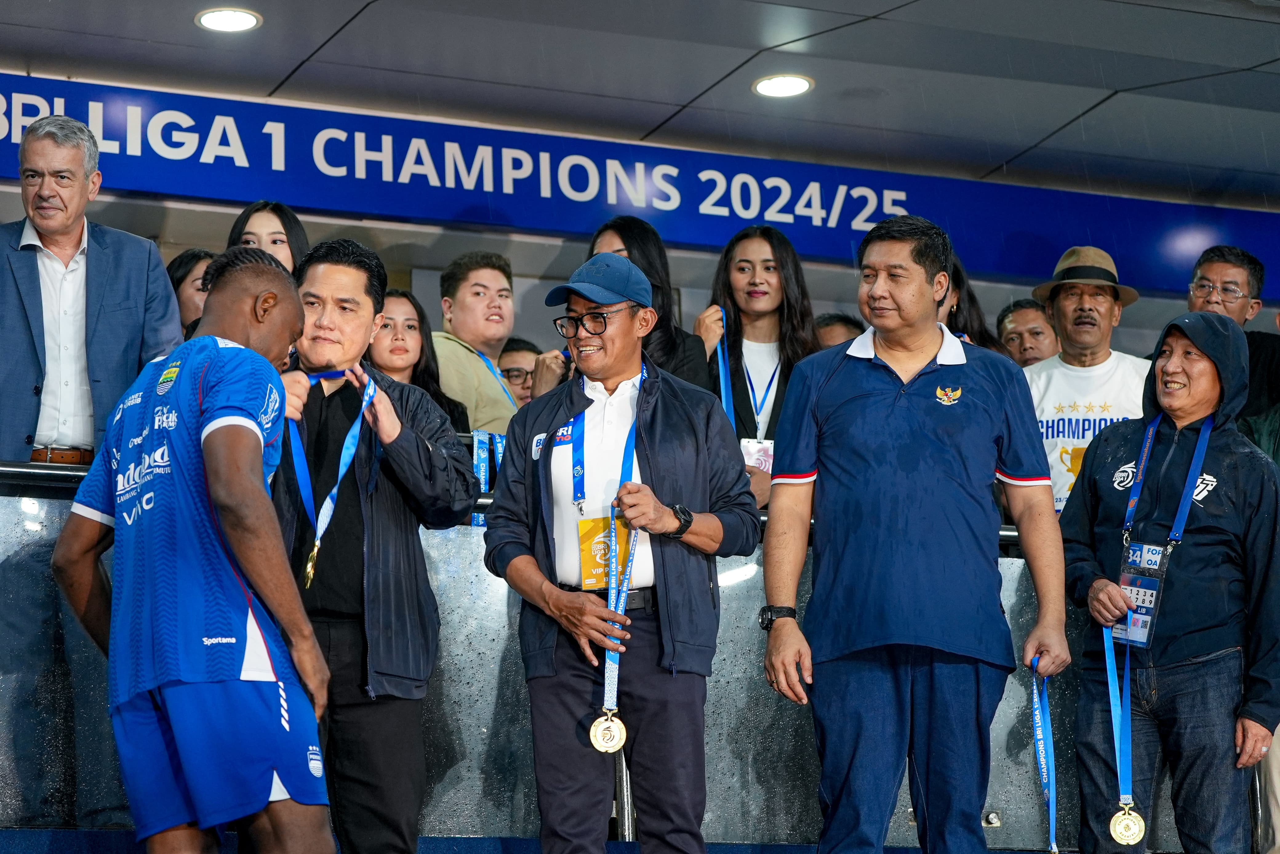 BRI Liga 1 2024/2025 Ditutup Dengan Sukses, BRI Buktikan Sepak Bola Sebagai Sarana Sinergi Pemberdayaan 