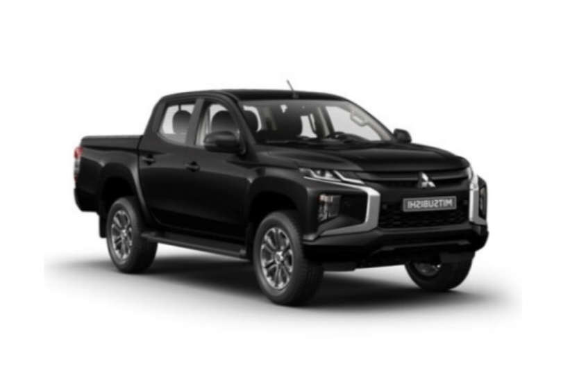 Mitsubishi Triton Double Cabin Kendaraan Tangguh dengan Fitur Otomatis Siap Hadapi Segala Medan
