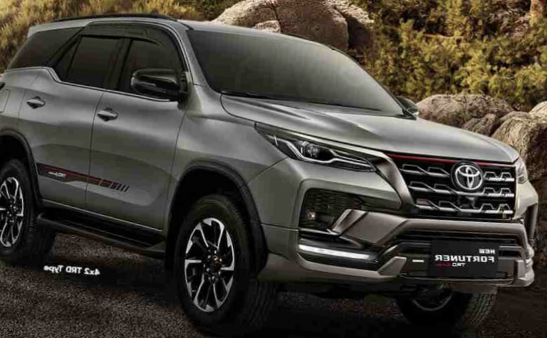 Mobil SUV Andalan Desain Modern, Spesifikasi Toyota Fortuner GR Sport 2024 Berteknologi Tinggi yang Memukau