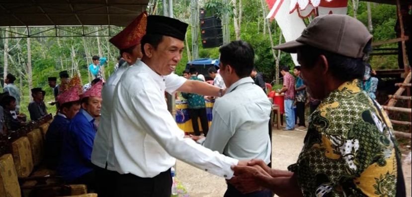 Zaryana Rait Tokoh Masyarakat Lubuk Sandi Kritik Minimnya Pembangunan, Lubuk Sandi Seolah Tak Dipikirkan