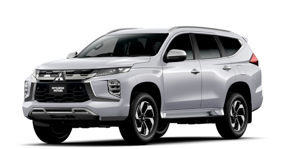 Sertifikasi Mitsubishi New Pajero Sport Dakar Ultimate 4x2 A/T 2024 SUV Tangguh dan Handal  