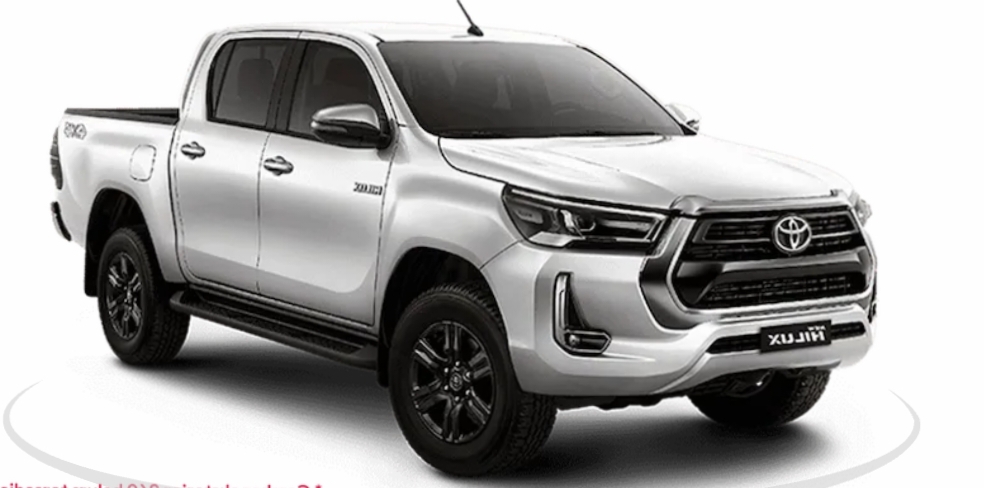 Toyota Hilux Mobil Pikap Double Cabin Tangguh untuk Medan Sulit