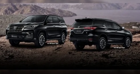 SUV Toyota Fortuner GR Sport Berbeda Jauh dengan model TRD Sportivo. Bumper Depan Nampak Tangguh