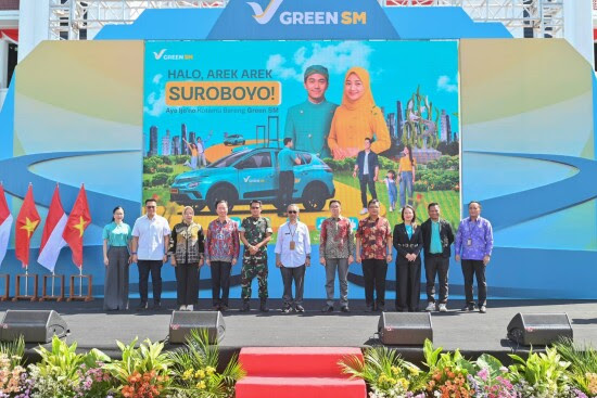 Green SM Mulai Beroperasi di Surabaya, Layanan Taksi Listrik yang Bersih dan Cerdas