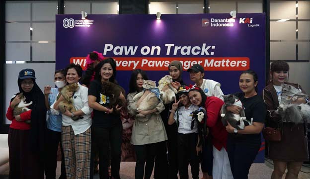  KAI Logistik Raih Penghargaan Marketeers Digital Marketing Heroes 2025  Kategori Online – Offline Community