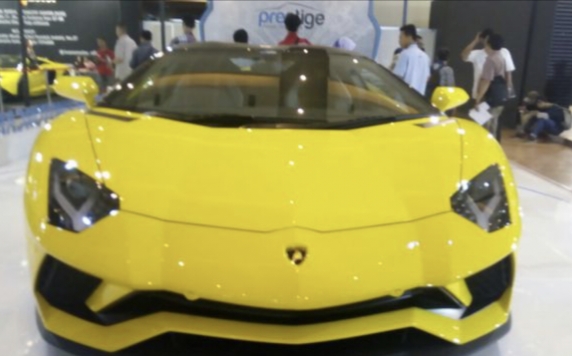 Impor Mobil Ferrari dan Lamborghini Bagaimana Pemilik Mobil Menanggapinya