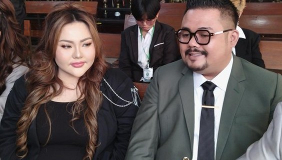   Ridwan Kamil Digugat Lisa Mariana Rp 16,6 M