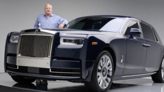 Mengintip Spesifikasi Rolls-Royce Phantom Produsen Otomotif Inggris Ekspor Mobil Mewah Pasar Internasional