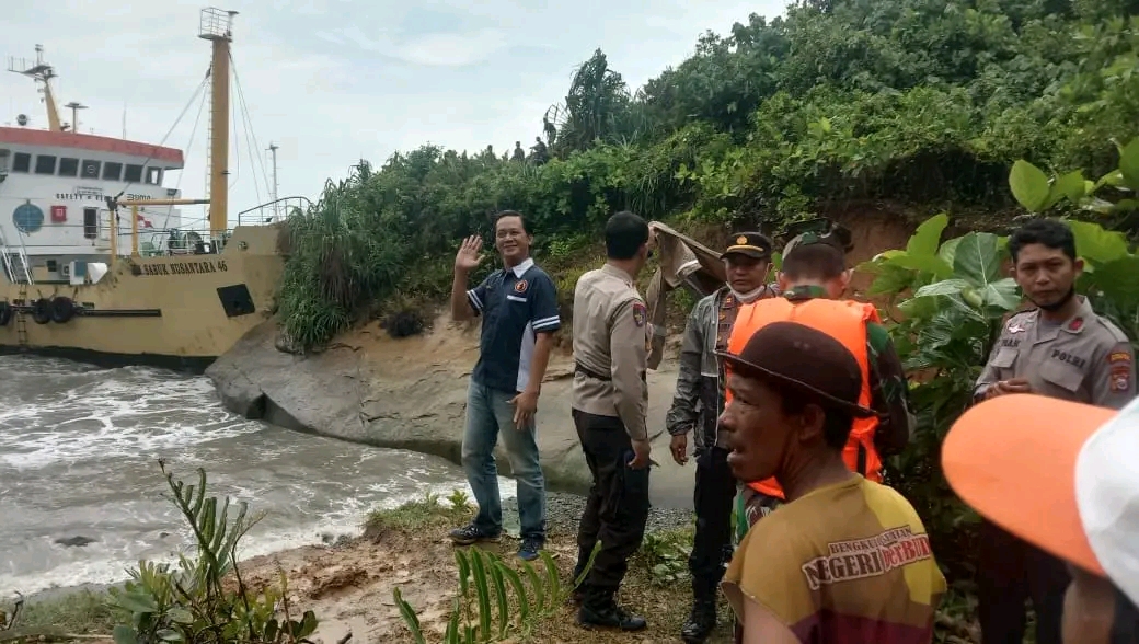  Kapal ABK KM-SN 46 Karam di Pantai Pino Guntung, 19 ABK Selamat 