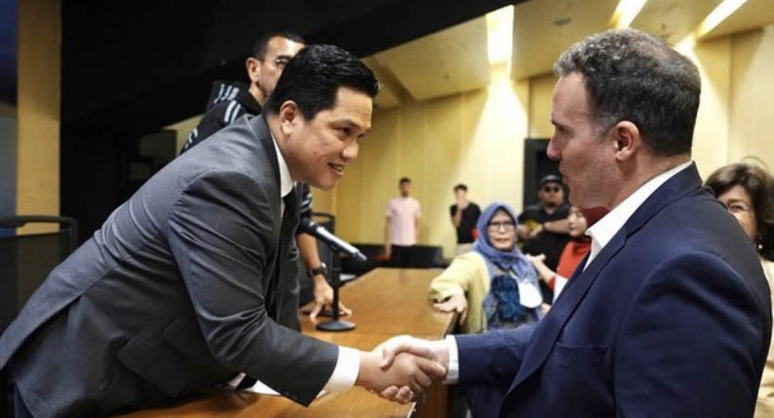 Petugas KAI Selamatkan Bayi yang Mau Dilempar!! Menteri BUMN Erick Thohir Beri Apresiasi