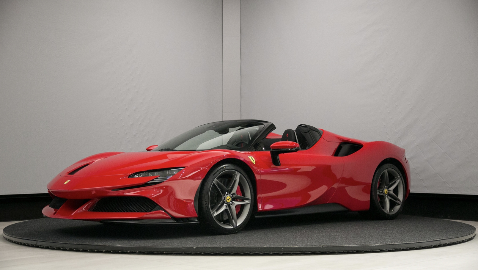 Ferrari SF90 Spider Edicatio Keajiban Otomotif Italia Yang Memukau dan Populer di Dunia dengan fitur Tercanggi